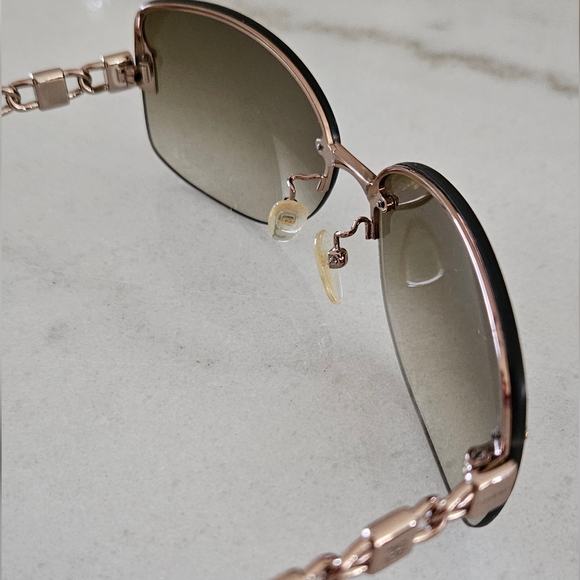 Loewe Metal Frame Sunglasses - Picture 6 of 12